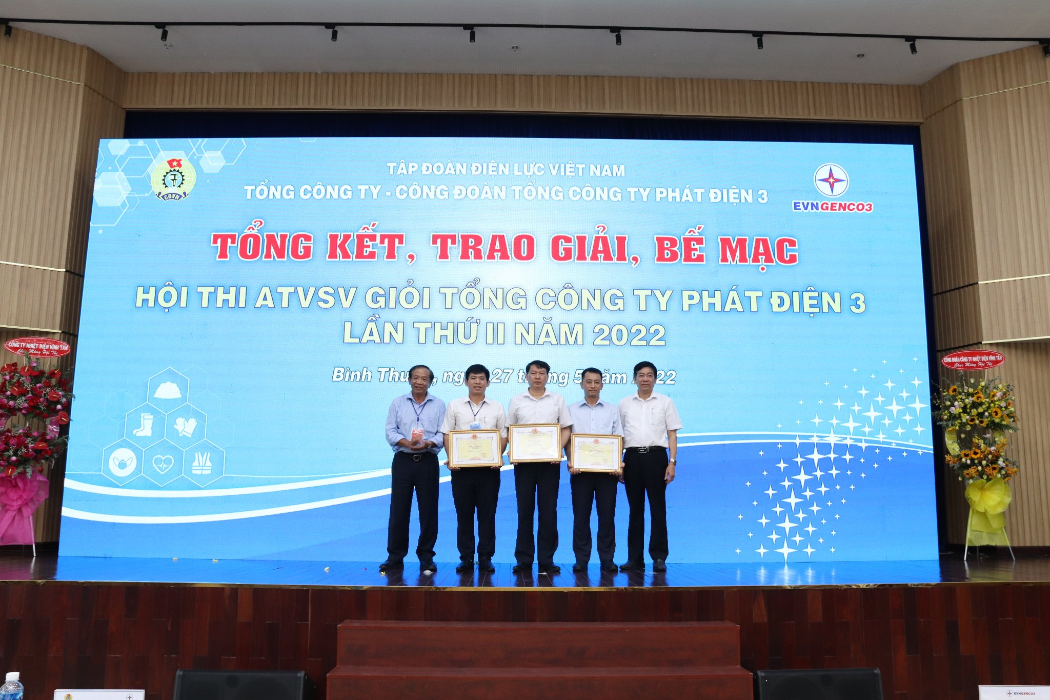 TCT Phát điện 3 trao giải ba toàn đoàn cho đội thi ATVSV giỏi